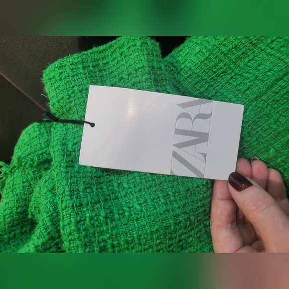 BLOGGER'S FAVE! Zara Elegant Green Tweed Mini Dress With Jewel Buttons NWT - Picture 7 of 9